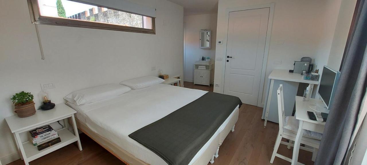 פראטו Castle Rooms מראה חיצוני תמונה